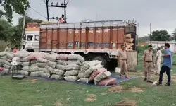 MP Crime : मक्के की बोरियों में छिपी थी करोड़ों की खेप, पुलिस ने ट्रक से भारी मात्रा में गांजा पकड़ा, दो तस्कर गिरफ्तार