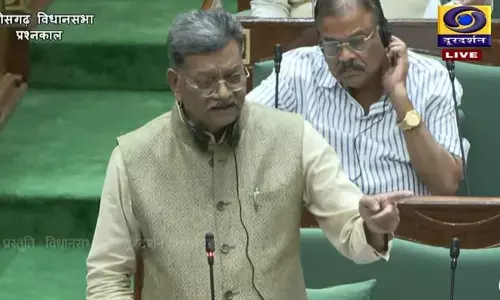 सरकार के खिलाफ अविश्वास प्रस्ताव पर विधानसभा में चर्चा शुरू, देखें LIVE