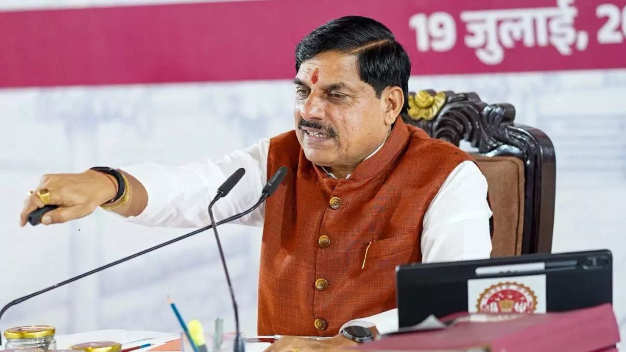 MP News : मुख्यमंत्री डॉ. मोहन यादव ने किसानों को दी बड़ी राहत, 10.54 लाख किसानों के खातों में ट्रांसफर किए 1460 करोड़ रुपये MP News : मुख्यमंत्री डॉ. मोहन यादव ने किसानों को दी बड़ी राहत, 10.54 लाख किसानों के खातों में ट्रांसफर किए 1460 करोड़ रुपये