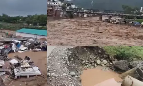 Jammu Kashmir Flood : राजौरी-पुंछ में बादल फटने और बाढ़ से भारी तबाही, 11 की मौत, कई लापता, राहत-बचाव अभियान जारी