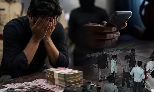 MP Crime News : Instagram पर नौकरी का झांसा, फिर हनीट्रैप और 50 लाख की फिरौती, मामा को फंसाने की साजिश में भांजा निकला मास्टरमाइंड MP Crime News : Instagram पर नौकरी का झांसा, फिर हनीट्रैप और 50 लाख की फिरौती, मामा को फंसाने की साजिश में भांजा निकला मास्टरमाइंड