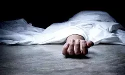 CG Accident News : चलती एक्सप्रेस ट्रेन पकड़ने की कोशिश पड़ी भारी, ट्रैक पर गिरने से बीमा कंपनी के क्षेत्रीय प्रबंधक की मौत
