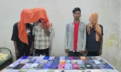CG Crime News : 18.75 लाख की मोबाइल चोरी का खुलासा, CCTV से चंद घंटों में 4 आरोपी गिरफ्तार, 47 मोबाइल बरामद