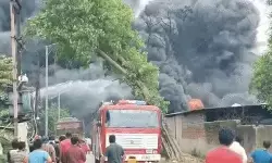 CG Breaking : कोरबा की कोल पिच कार्बन फैक्ट्री में आग लगी, मौके पर पहुंची दमकल की गाड़ियां CG Breaking : कोरबा की कोल पिच कार्बन फैक्ट्री में आग लगी, मौके पर पहुंची दमकल की गाड़ियां