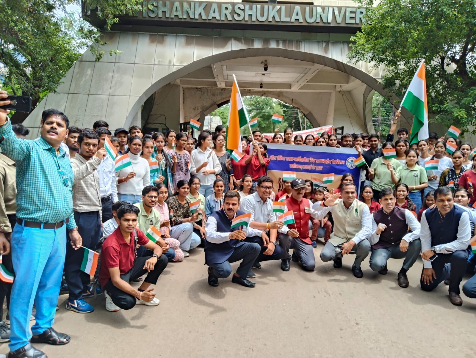 Kargil Vijay Diwas 2026: रायपुर में कारगिल के अमर शहीदों को नमन, विजय शोभायात्रा और श्रद्धांजलि सभा का आयोजन