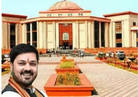 padma shri anuj sharma: छत्तीसगढ़ हाईकोर्ट का कड़ा रुख, पद्मश्री अनुज शर्मा को सोशल मीडिया पर ट्रोल करने और मॉर्फ्ड वीडियो वायरल करने पर नोटिस जारी padma shri anuj sharma: छत्तीसगढ़ हाईकोर्ट का कड़ा रुख, पद्मश्री अनुज शर्मा को सोशल मीडिया पर ट्रोल करने और मॉर्फ्ड वीडियो वायरल करने पर नोटिस जारी