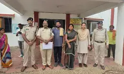 CG Crime : नौकरी के नाम पर 1.5 लाख की ठगी, पैसे मांगने पर रेप केस में फंसाने की धमकी, युवक की मौत के बाद मामा-मामी गिरफ्तार