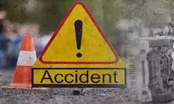 Ghaziabad Road Accident : नई बोलेरो की पहली यात्रा बनी आखिरी, ट्रक से भीषण टक्कर में 3 की मौत, कई घायल