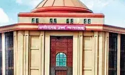 chhattisgarh high court: गलत प्रमोशन कभी भी वापस लिया जा सकता है, यह कर्मचारी का अधिकार नहीं: हाईकोर्ट chhattisgarh high court: गलत प्रमोशन कभी भी वापस लिया जा सकता है, यह कर्मचारी का अधिकार नहीं: हाईकोर्ट