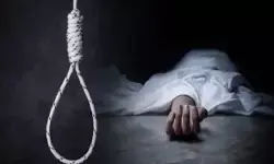 CG News : 12वीं की छात्रा ने की आत्महत्या, बाथरूम में फंदे से लटका मिला शव, मोबाइल जांच में जुटी पुलिस