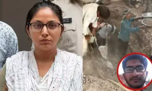 Crime News : पति को साइनाइड देकर मारा, प्रेमी के साथ मिल फैक्ट्री में 12 फीट नीचे दफनाई लाश, 2 साल बाद खुला राज Crime News : पति को साइनाइड देकर मारा, प्रेमी के साथ मिल फैक्ट्री में 12 फीट नीचे दफनाई लाश, 2 साल बाद खुला राज