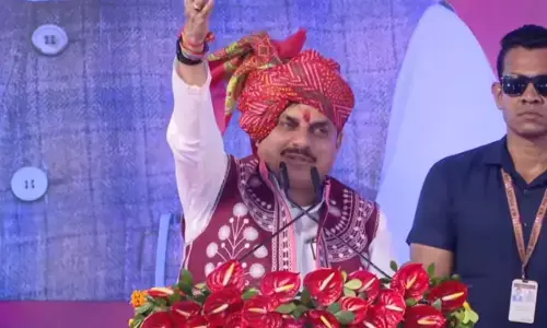 MP : सीएम डॉ. मोहन यादव ने 283 करोड़ की विकास परियोजनाओं की दी सौगात, स्व-सहायता समूहों को 300 करोड़ का ऋण, दिव्यांग को मिली बाइक MP : सीएम डॉ. मोहन यादव ने 283 करोड़ की विकास परियोजनाओं की दी सौगात, स्व-सहायता समूहों को 300 करोड़ का ऋण, दिव्यांग को मिली बाइक