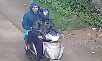 CG Crime : मॉर्निंग वॉक पर निकली बुजुर्ग से 2.5 लाख की चेन झपटी, मां-बेटे निकले स्नैचर, दोनों गिरफ्तार