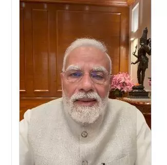 अपने Gen-Z फ्रेंड को माफ कर PM मोदी ने दिखाया बड़ा दिल, पीएम को 'गंदी गालियां' देने वाली लड़की का वीडियो संदेश..,मैं शर्मिंदा हूं, माफी मांगती हूं'..मैं आस-पास के लोगों से प्रभावित हो गई थी