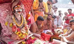 MP News : श्रावण के पहले सोमवार पर शाही सवारी: मनमहेश स्वरूप में नगर भ्रमण पर निकले बाबा महाकाल, जयघोष से गूंजा उज्जैन