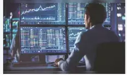 Stock Market August 4: आरबीआई की नीति और वैश्विक संकेतों के बीच बाजार अलर्ट, सेंसेक्स मजबूत तो निफ्टी फिसला