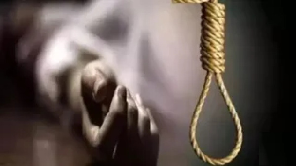 CG News : पारिवारिक तनाव के बीच युवक का फंदे पर लटका मिला शव, पुलिस जांच में जुटी