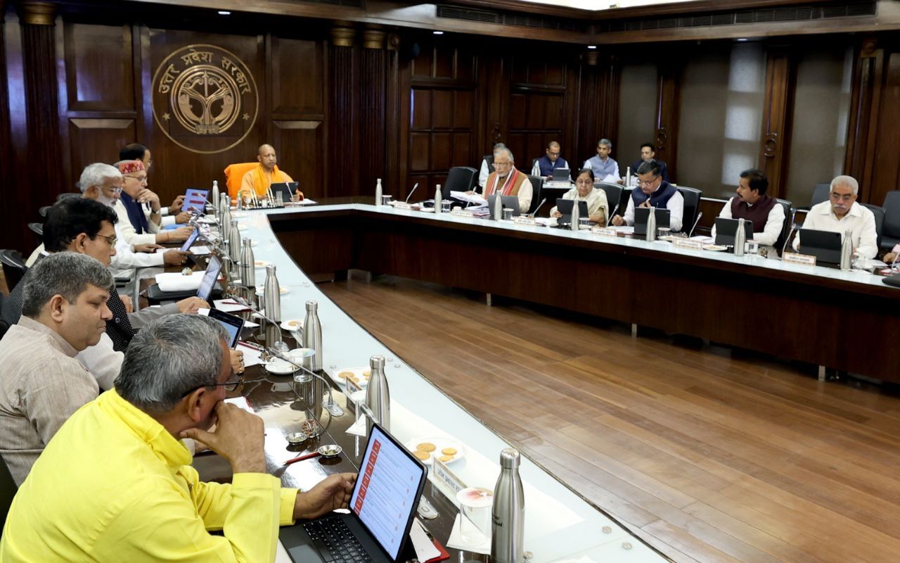 UP Cabinet Decision: योगी कैबिनेट के अहम निर्णय : 8,585 करोड़ से बनेगा नया कॉरिडोर, जेवर लिंक एक्सप्रेसवे को गंगा एक्सप्रेसवे से जोड़ने को मंजूरी