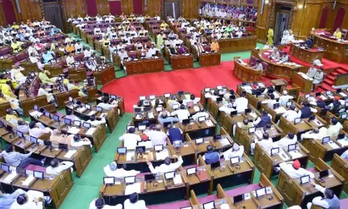 UP Monsoon Session 2026: यूपी विधानसभा का मानसून सत्र एक दिन पहले ही समाप्त, सपा के हंगामे के बीच सदन अनिश्चितकाल के लिए स्थगित