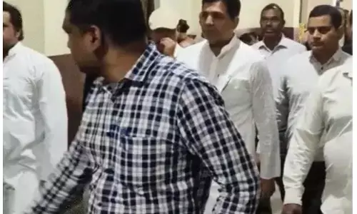CSMCL घोटाला मामले में कोराबारी अनवर ढेबर को सुप्रीम कोर्ट से सशर्त अंतरिम जमानत, सुनवाई पूरी होने तक छत्तीसगढ़ से रहना होगा बाहर