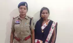 CG Crime : तालाब किनारे मिली लाश की गुत्थी सुलझी, पत्नी ने ही ली पति की जान, जानें हत्या की वजह