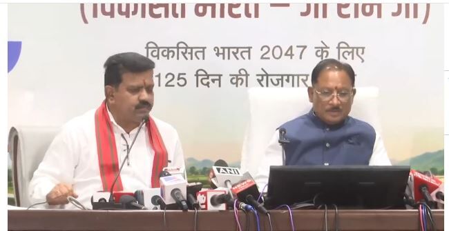 Chhattisgarh VB Giramji Yojana: छत्तीसगढ़ में 15 अगस्त से शुरू होंगे वीबी जीरामजी योजना के तीन विशेष अभियान: सीएम साय,पहली किस्त में मिले 1,538.93 करोड़ रुपए