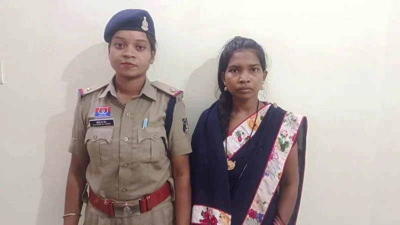 CG Crime : तालाब किनारे मिली लाश की गुत्थी सुलझी, पत्नी ने ही ली पति की जान, जानें हत्या की वजह