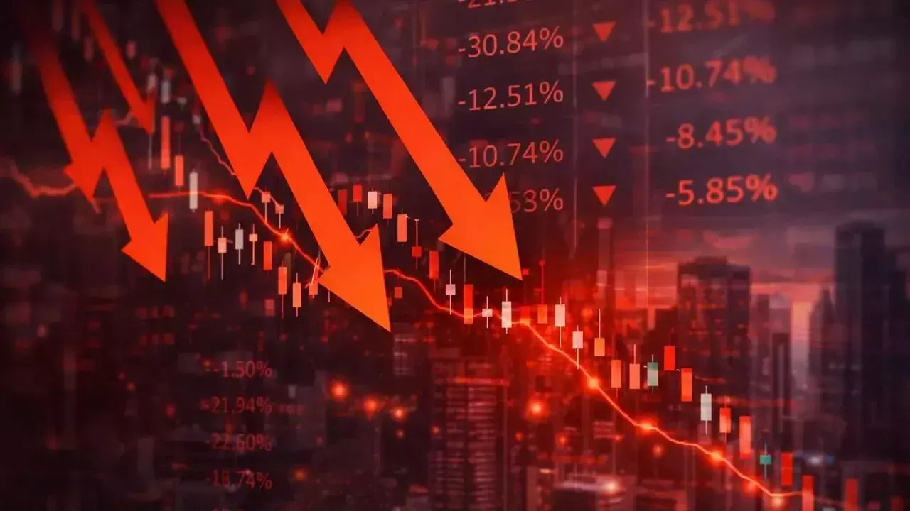 Share Market: शेयर बाजार गिरावट के साथ बंद: सेंसेक्स 456 अंक टूटा, निफ्टी भी फिसला; जानिए बाजार क्यों रहा दबाव में