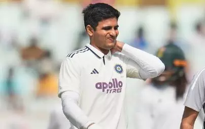 Sri Lanka vs India Warm-up Match: चोटिल शुभमन गिल पहले वॅार्म-अप मैच से हुए बाहर, केएल राहुल संभालेंगे कमान Sri Lanka vs India Warm-up Match: चोटिल शुभमन गिल पहले वॅार्म-अप मैच से हुए बाहर, केएल राहुल संभालेंगे कमान