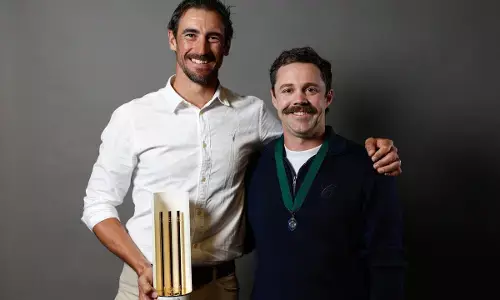 Cricket Australia Awards: ट्रैविस हेड ने लगातार दूसरी बार जीता एलन बॉर्डर मेडल, स्टार्क बने टेस्ट प्लेयर ऑफ द ईयर