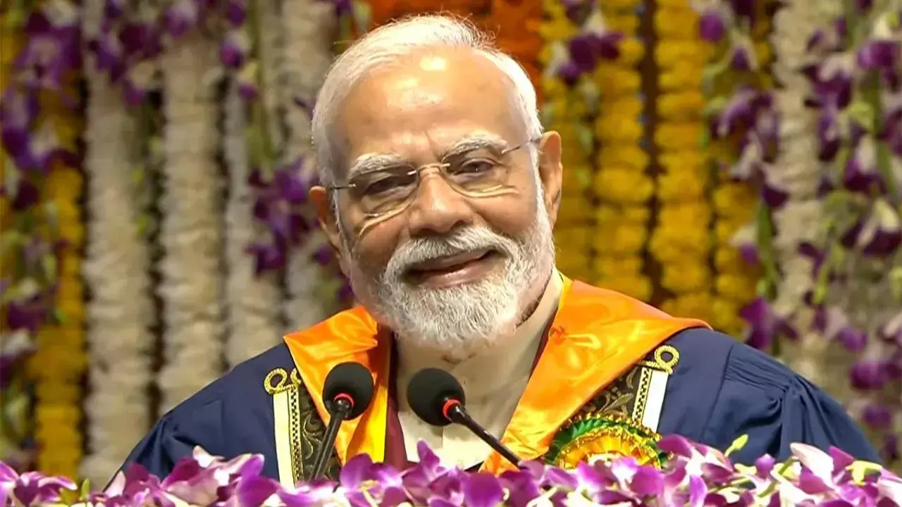 PM Modi IIT Delhi Convocation: IIT दिल्ली के 57वें दीक्षांत समारोह में PM मोदी का छात्रों को मंत्र, बोले- जिंदगी में सबकुछ ‘आउट ऑफ सिलेबस’ PM Modi IIT Delhi Convocation: IIT दिल्ली के 57वें दीक्षांत समारोह में PM मोदी का छात्रों को मंत्र, बोले- जिंदगी में सबकुछ ‘आउट ऑफ सिलेबस’