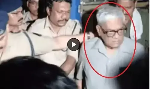 Raipur City News: क्रिश्चियन फोरम के पदाधिकारी अरूण पन्नालाल गिरफ्तार, भगवान शिव पर सोशल मीडिया पर कथित आपत्तिजनक टिप्पणी के बाद पुलिस ने लिया हिरासत में Raipur City News: क्रिश्चियन फोरम के पदाधिकारी अरूण पन्नालाल गिरफ्तार, भगवान शिव पर सोशल मीडिया पर कथित आपत्तिजनक टिप्पणी के बाद पुलिस ने लिया हिरासत में