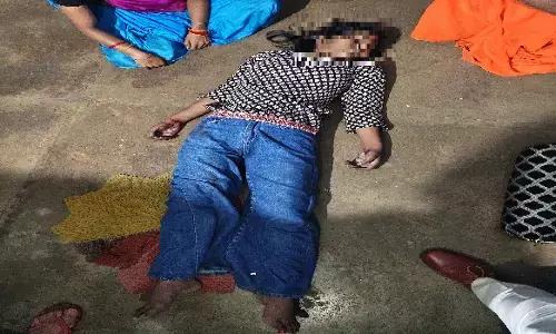 MP Crime : 13 साल की छात्रा की संदिग्ध मौत, फंदे से लटकी मिली लाश, नस कटी और शरीर पर चोट के निशान