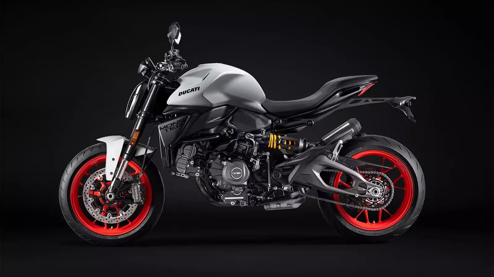 35284-ducati2 Ducati: डुकाटी मॉन्स्टर भारत में लॉन्च, न्यू डिजाइन और दमदार V2 इंजन, जानें इसकी पावर, फीचर्स और कीमत