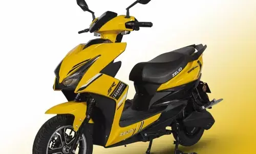 Electric Scooter : 1 लाख से कम में 5 दमदार इलेक्ट्रिक स्कूटर, 150 KM तक की रेंज, कीमत और फीचर्स जानें Electric Scooter : 1 लाख से कम में 5 दमदार इलेक्ट्रिक स्कूटर, 150 KM तक की रेंज, कीमत और फीचर्स जानें