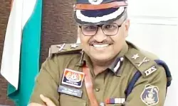IG Ramgopal Garg President Medal: बिलासपुर आईजी रामगोपाल गर्ग को राष्ट्रपति पदक, स्वतंत्रता दिवस पर होंगे सम्मानित IG Ramgopal Garg President Medal: बिलासपुर आईजी रामगोपाल गर्ग को राष्ट्रपति पदक, स्वतंत्रता दिवस पर होंगे सम्मानित