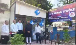 Bilaspur railway station bike rental: बिलासपुर रेलवे स्टेशन पर दक्षिण पूर्व मध्य रेलवे की पहली बाइक रेंटल सेवा का शुभारंभ, स्टेशन से शहर में आने जाने की सुविधा, नोट कर लें रेंटल चार्ज