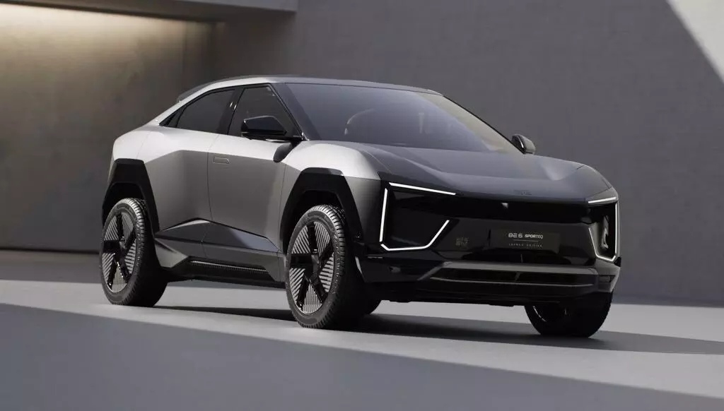 35798-m2 Mahindra BE 6 Sporteq लॉन्च: एक चार्ज में 682KM की रेंज, Google Gemini जैसे फीचर्स, 8 वेरिएंट, 12 कलर और 3 बैटरी ऑप्शन, जानें कीमत