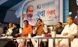 MP News : मुख्यमंत्री डॉ. मोहन यादव ने युवाओं से किया संवाद, 2027 को ‘युवा वर्ष’ बनाने पर रखी सरकार की प्राथमिकता