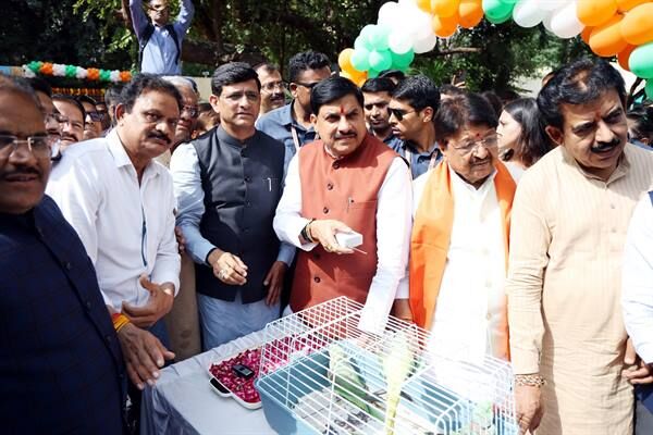 MP : देश के पहले वर्चुअल चिड़ियाघर का शुभारंभ, CM डॉ. मोहन यादव ने 14-D थिएटर और वर्चुअल जंगल सफारी का किया लोकार्पण