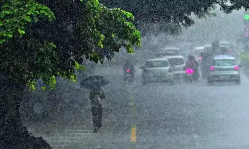 Chhattisgarh Weather: आज छत्तीसगढ़ में कैसा रहेगा मौसम? उत्तर हिस्से में भारी बारिश के साथ बिजली गिरने की चेतावनी, जानें राजधानी का हाल