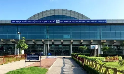 Babatpur Airport: बाबतपुर एयरपोर्ट पर लाइसेंसी पिस्टल से चली गोली, 2 सुरक्षा कर्मी घायल; मुंबई जा रहा था यात्री Babatpur Airport: बाबतपुर एयरपोर्ट पर लाइसेंसी पिस्टल से चली गोली, 2 सुरक्षा कर्मी घायल; मुंबई जा रहा था यात्री