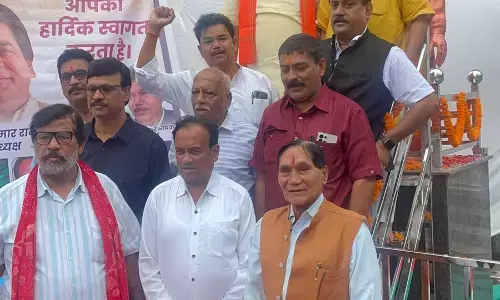 Raipur City News : अटल जी की पुण्यतिथि पर श्रद्धांजलि सभा, अवंती विहार व्यापारी संघ ने किया पुष्पांजलि अर्पण
