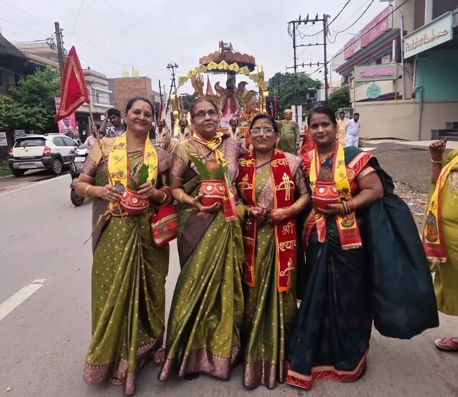 36015-49f79a43-60da-4a89-8aa8-a24b63b6f7af Raipur City News : खाटूश्याम मंदिर में श्रीमद्भागवत कथा का शुभारंभ, भव्य कलश यात्रा के साथ हुआ आयोजन