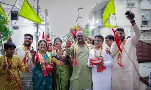 Raipur City News : खाटूश्याम मंदिर में श्रीमद्भागवत कथा का शुभारंभ, भव्य कलश यात्रा के साथ हुआ आयोजन