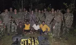 Gumla Crime : 5 लाख के इनामी JJMP कमांडर समेत 4 उग्रवादी गिरफ्तार, हथियारों का जखीरा बरामद