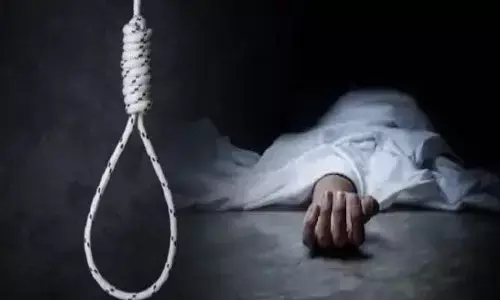 CG News : बाल संप्रेक्षण गृह में किशोर ने उठाया खौफनाक कदम, वॉशरूम में फंदे से लटका मिला शव CG News : बाल संप्रेक्षण गृह में किशोर ने उठाया खौफनाक कदम, वॉशरूम में फंदे से लटका मिला शव