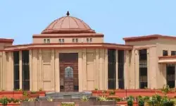 Chhattisgarh High Court: बीमार माता-पिता को छोड़कर अलग रहने बीवी का दबाव मानसिक क्रूरता: हाई कोर्ट, पढ़ें पूरी खबर