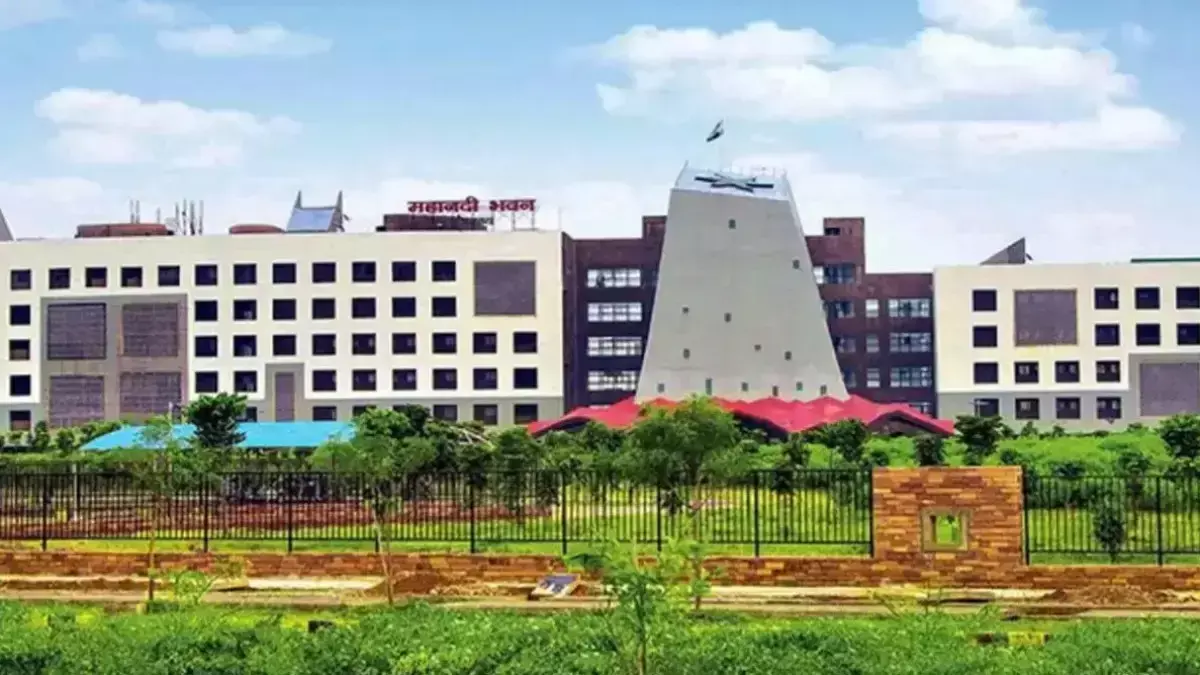 CG News : छत्तीसगढ़ में साइबर अपराध पर लगाम के लिए S4C का गठन, दो वरिष्ठ IPS अफसरों को मिली बड़ी जिम्मेदारी