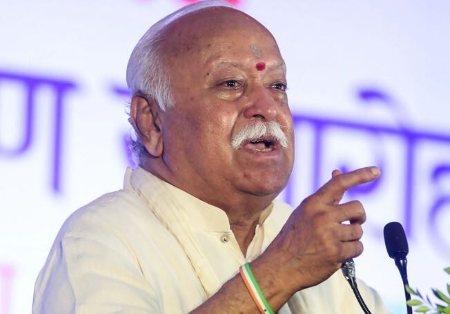 Mohan Bhagwat US visit: मोहन भागवत की US यात्रा से पहले बवाल, USCIRF की अमेरिका में RSS पर बैन की मांग, भारत ने दिया करारा जवाब